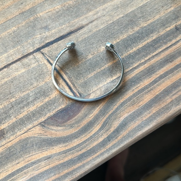 Kendra Scott Bracelet - Picture 5 of 9